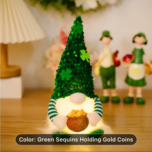 New St. Patrick’s Day light up gnome, holding a pot of gold - Picture 4 of 4